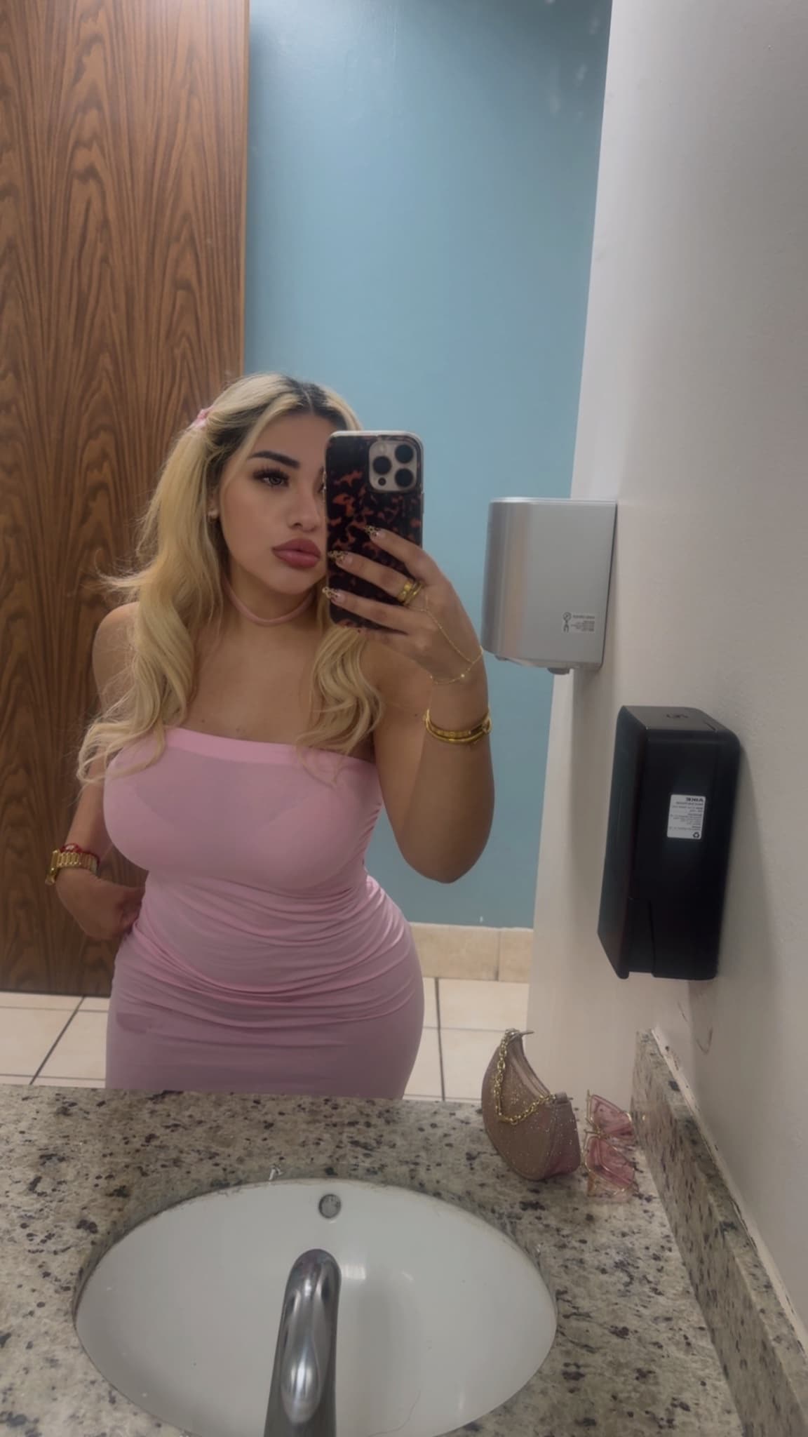 ana_ramirez
