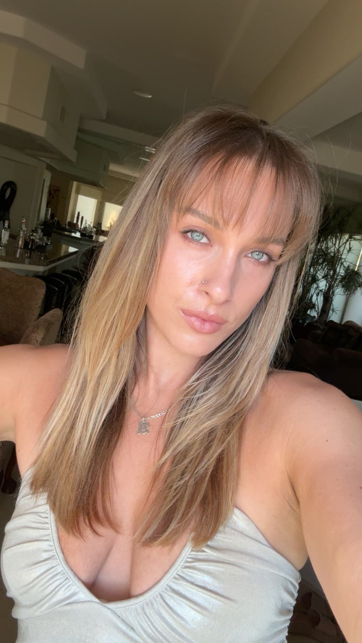 anna_lucille
