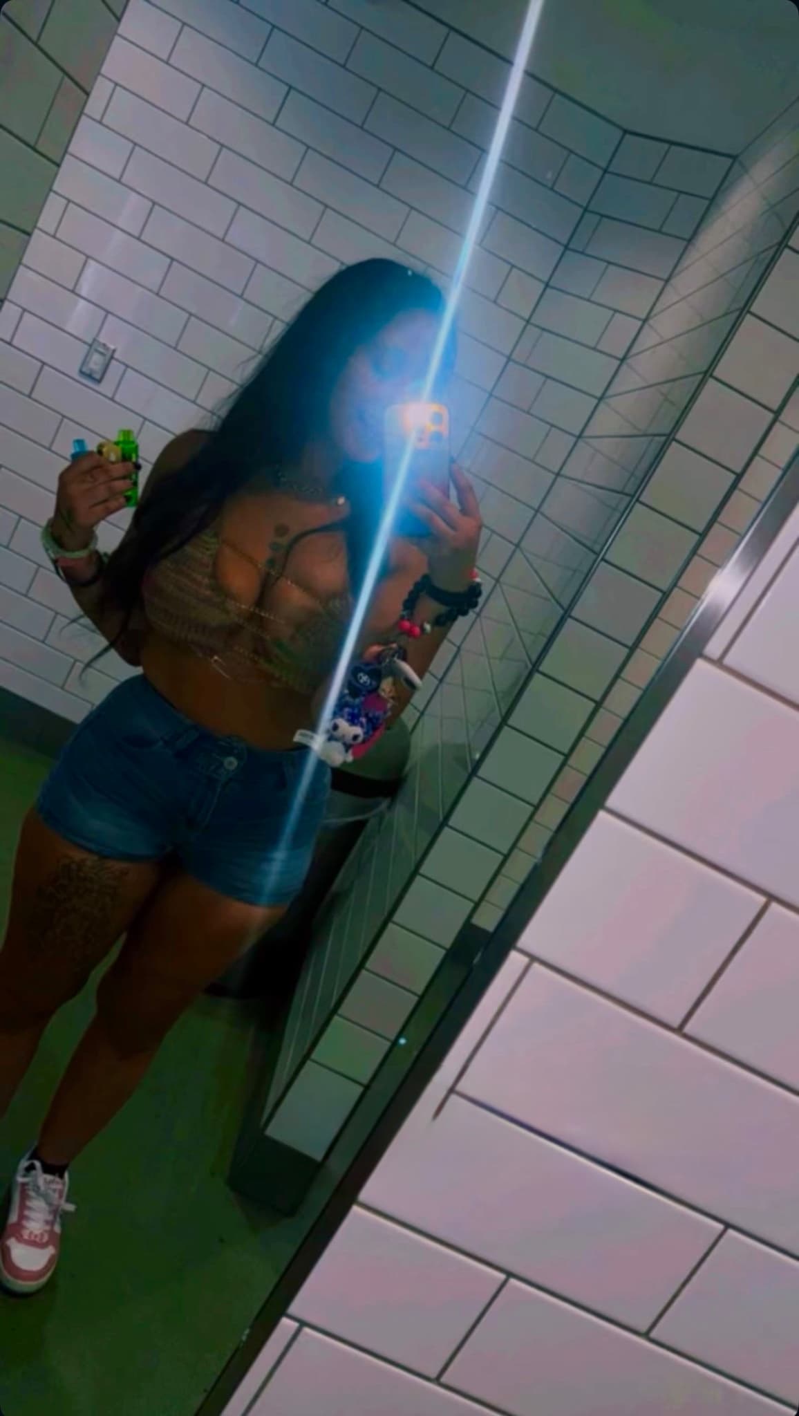 angelina_a858e8c8