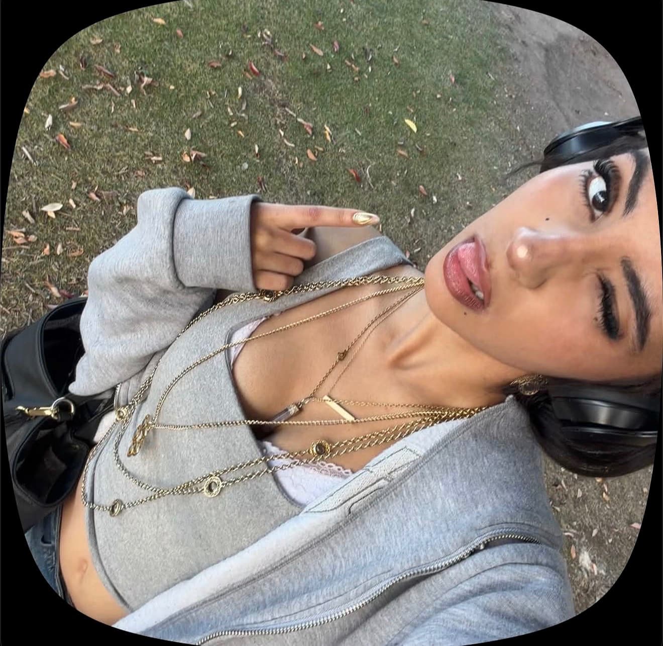saralolomg photoshoot