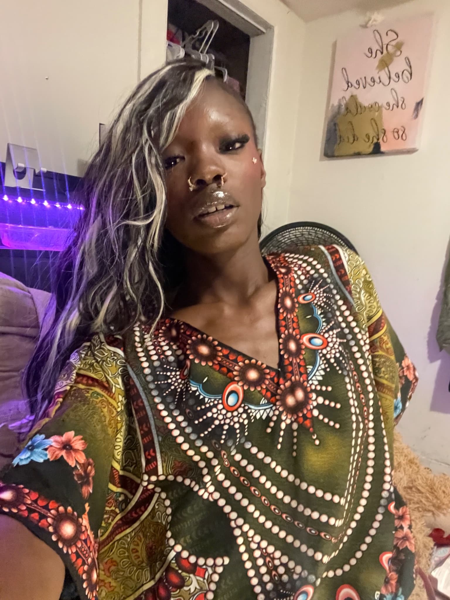 model_unique photoshoot